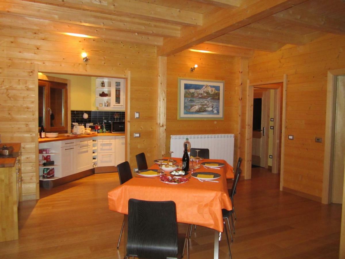 B&B Lo Chalet Di Ocre San Felice d'Ocre Exteriör bild